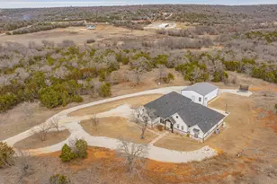 148 S Ranch Ln, Graham, TX 76450 - Photo 4