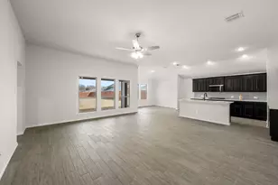 805 Stone Eagle Dr, Azle, TX 76020 - Photo 10