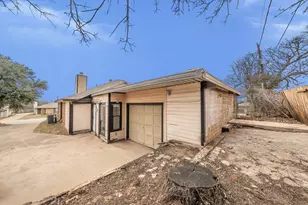 5709 Ranchogrande Dr, Arlington, TX 76017 - Photo 4