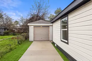 3719 Meadow St, Dallas, TX 75215 - Photo 24