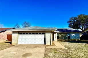 2717 Concord Dr, Arlington, TX 76014 - Photo 1