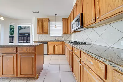 8273 Robertson Drive, Frisco, TX 75036 - Photo 12