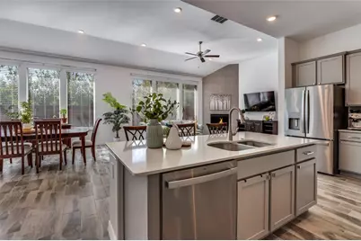 4602 Magnolia Park Drive, Arlington, TX 76005 - Photo 2