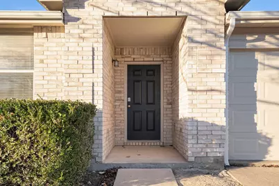 936 Rose Crystal Way, Fort Worth, TX 76179 - Photo 2