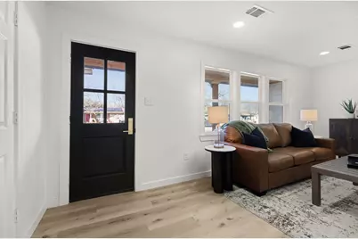 122 Brewster Street, Robinson, TX 76706 - Photo 8