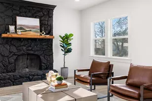 122 Brewster St, Robinson, TX 76706 - Photo 20