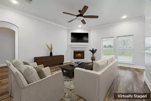 118 Deertail Dr, Azle, TX 76020 - Photo 2