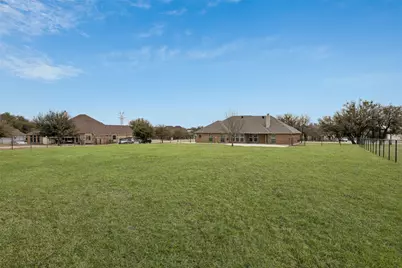 118 Deertail Drive, Azle, TX 76020 - Photo 34