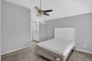 508 Valley Mills Dr, Arlington, TX 76018 - Photo 24