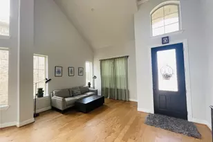 305 Cypress Hill Dr, Little Elm, TX 75068 - Photo 4