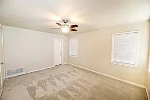 1403 Hulme St, Bowie, TX 76230 - Photo 18