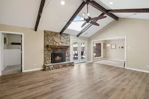 905 Bert Dr, Arlington, TX 76012 - Photo 6