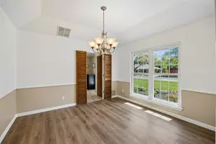 905 Bert Dr, Arlington, TX 76012 - Photo 10