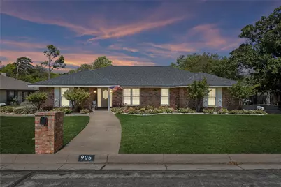 905 Bert Drive, Arlington, TX 76012 - Photo 2