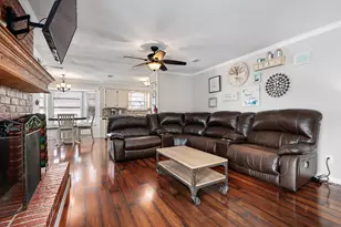 2422 Nottingham Pl, Grand Prairie, TX 75050 - Photo 6