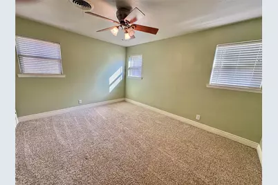 1905 Bridle Lane, Gainesville, TX 76240 - Photo 14