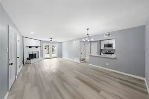 2517 Clearwood Dr, Arlington, TX 76014 - Photo 2