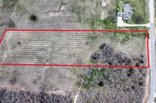 240 Rolling Rnch Blvd, Alvord, TX 76225 - Photo 1