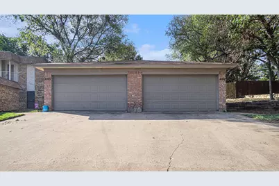 2107 Mistletoe Avenue, Fort Worth, TX 76110 - Photo 4