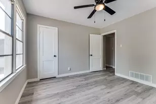 2505 Falls Dr, Dallas, TX 75211 - Photo 6