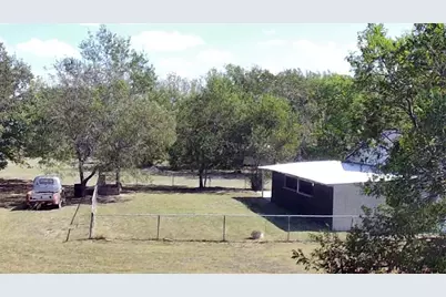 117 W Craven Avenue, Lacy Lakeview, TX 76705 - Photo 28