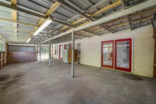 117 W Craven Ave, Lacy Lakeview, TX 76705 - Photo 20