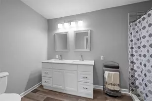 117 W Craven Ave, Lacy Lakeview, TX 76705 - Photo 16