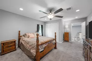 117 W Craven Ave, Lacy Lakeview, TX 76705 - Photo 14