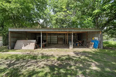 117 W Craven Avenue, Lacy Lakeview, TX 76705 - Photo 24