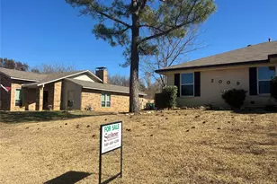 2009 Azalea St, Denton, TX 76205 - Photo 2