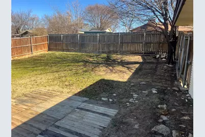 2009 Azalea Street, Denton, TX 76205 - Photo 8