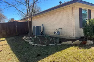 2009 Azalea St, Denton, TX 76205 - Photo 4