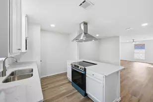 73 Winchester Dr, Euless, TX 76039 - Photo 6