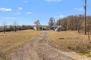 160 LCR 825, Groesbeck, TX 76642 - Photo 36