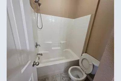 1522 Avenue E, Grand Prairie, TX 75051 - Photo 34