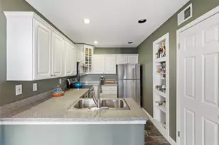 527 Ranch Trail, Irving, TX 75063 - Photo 8