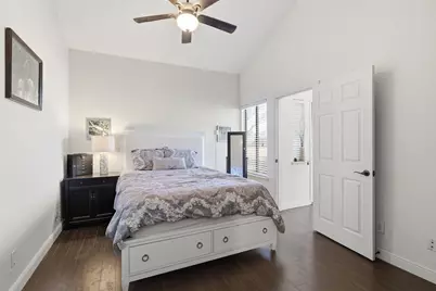 527 Ranch Trail #149, Irving, TX 75063 - Photo 6