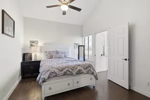 527 Ranch Trail, Irving, TX 75063 - Photo 6