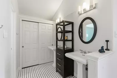 527 Ranch Trail #149, Irving, TX 75063 - Photo 14