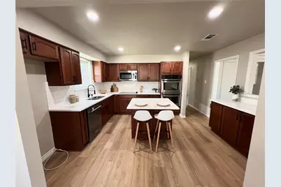 5804 Gatewood Drive, Arlington, TX 76016 - Photo 6