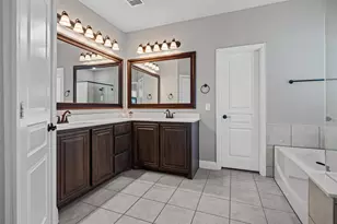 1020 Austin Dr, Godley, TX 76044 - Photo 28