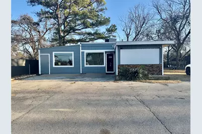 1208 E Henderson Street, Cleburne, TX 76031 - Photo 1