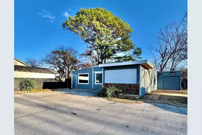1208 E Henderson Street, Cleburne, TX 76031 - Photo 2