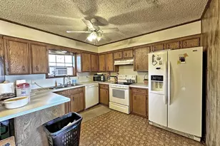 6178 Co Rd 3925, Athens, TX 75752 - Photo 4