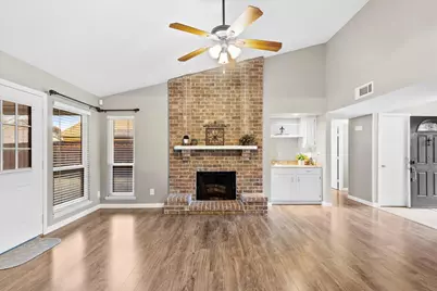 1311 Creekwood Court, Allen, TX 75002 - Photo 4