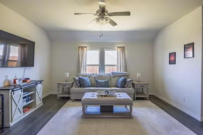 1603 Sunny Grove Drive, Princeton, TX 75407 - Photo 6