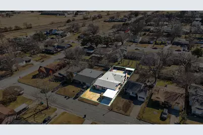 1248 E Mulkey Street, Fort Worth, TX 76104 - Photo 32