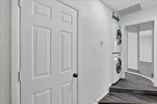 1248 E Mulkey St, Fort Worth, TX 76104 - Photo 18