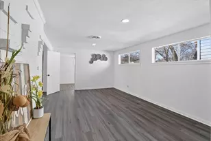 1248 E Mulkey St, Fort Worth, TX 76104 - Photo 14