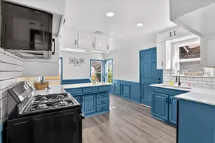 1248 E Mulkey St, Fort Worth, TX 76104 - Photo 12